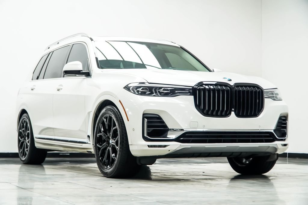 Used 2019 White BMW xDrive40i image 5