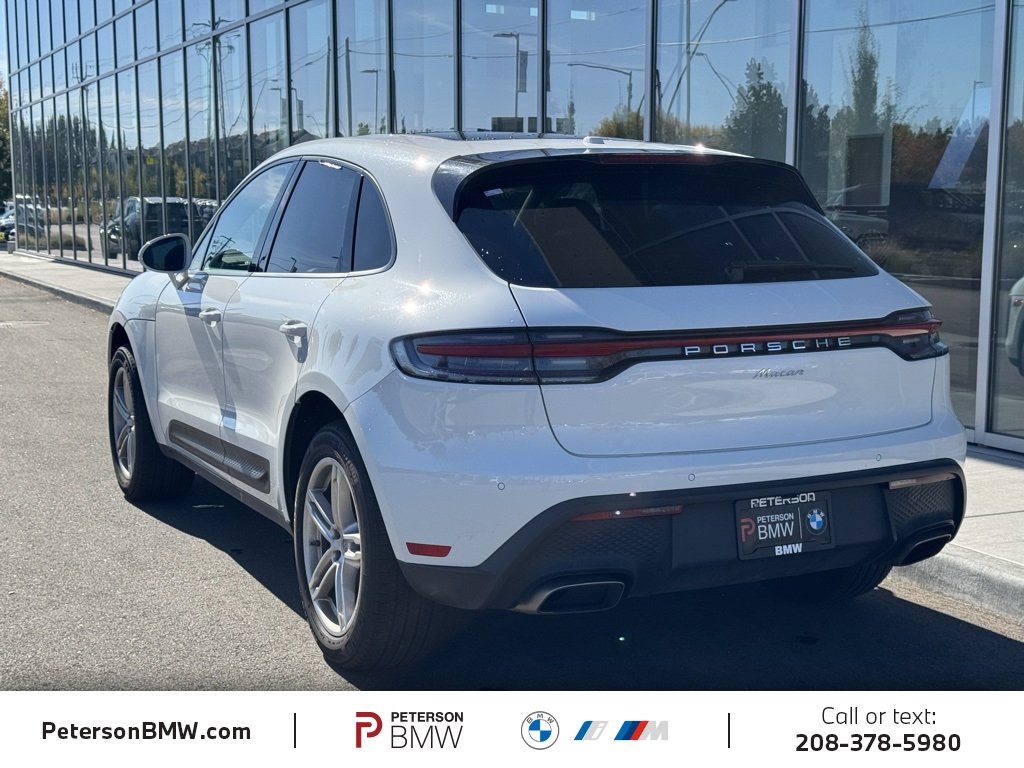 2024 Porsche Macan Base photo 4