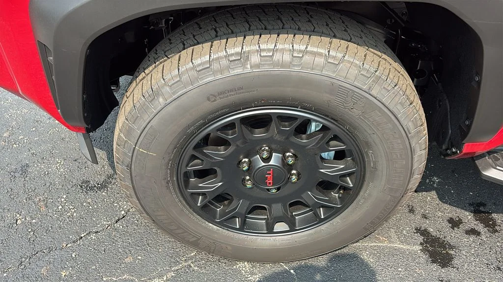 2026 Toyota 4Runner TRD Off-Road - Photo 36