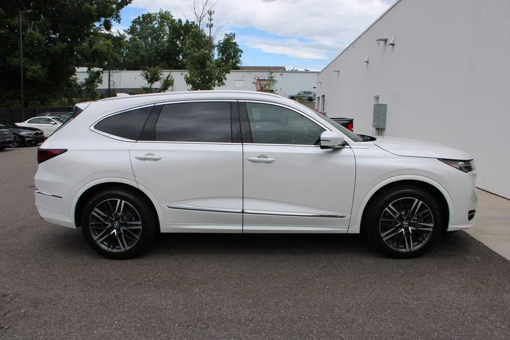 New 2026 Platinum White Pearl Acura Advance Package image 32