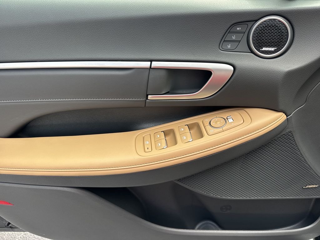 2025 Hyundai Sonata Hybrid Limited - Photo 10