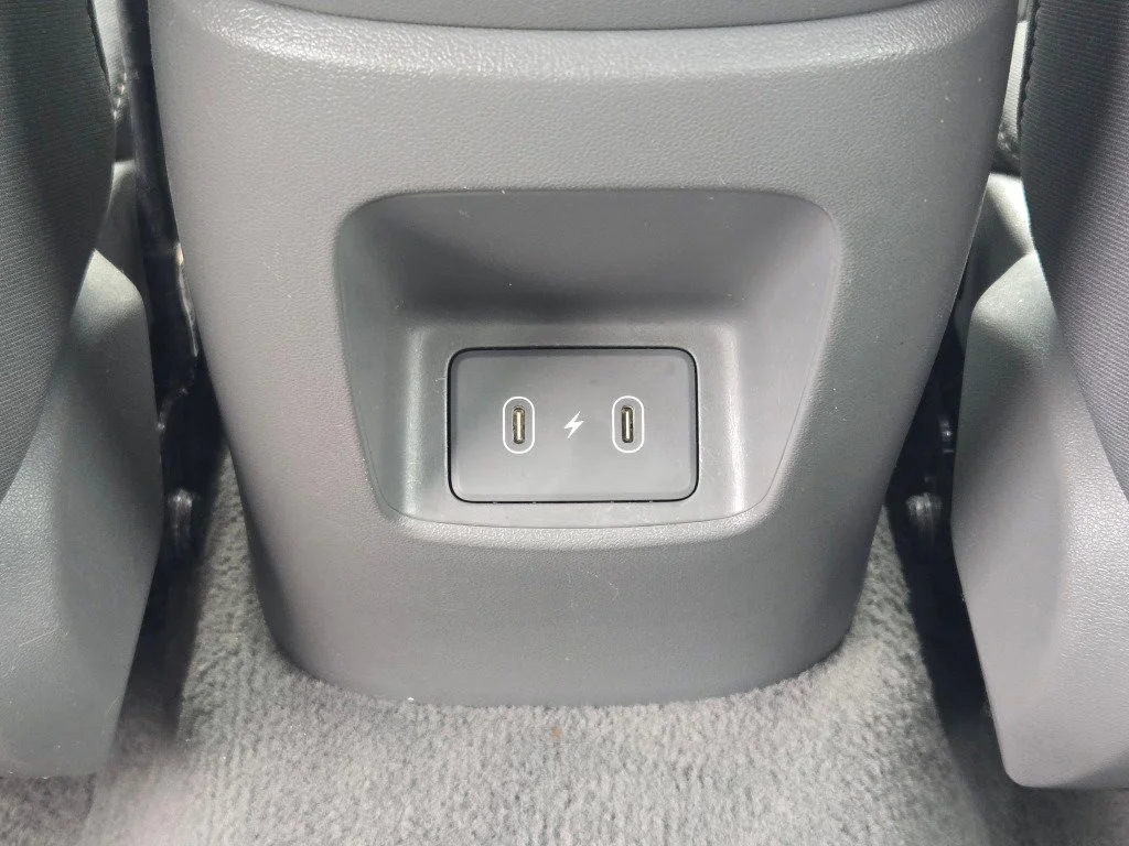 Used 2024 Gray Hyundai SEL image 16