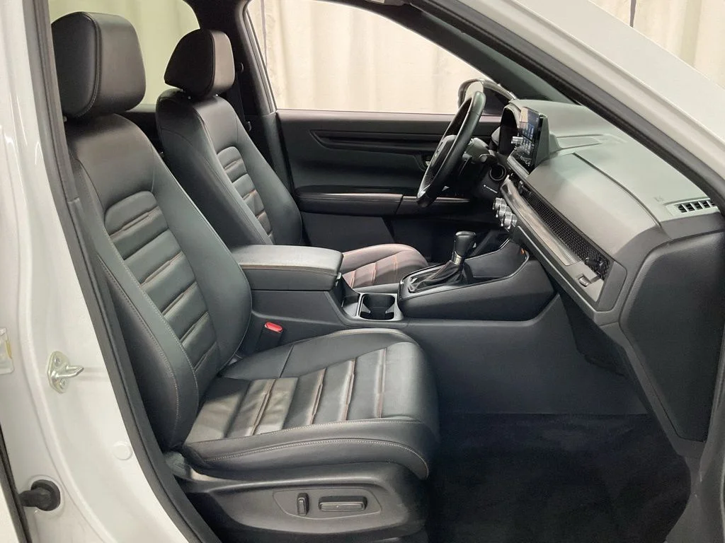 Used 2025 Platinum White Honda Sport-L image 27