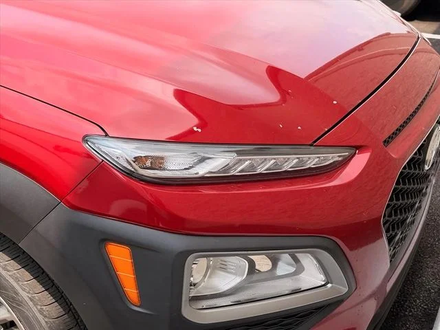 Used 2021 Red Hyundai SE image 22
