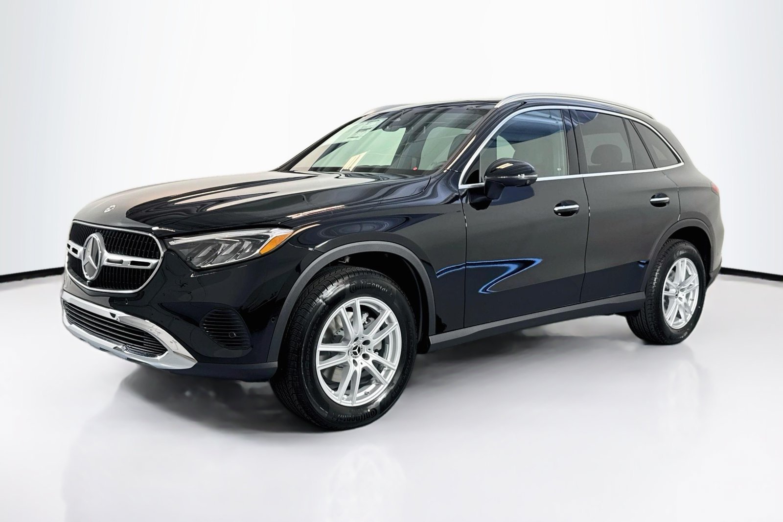 New 2026 Black Mercedes-Benz GLC 300 image 1