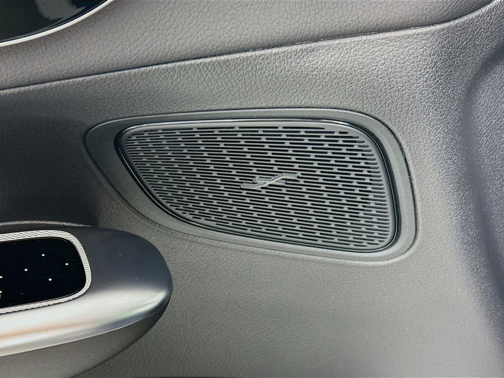 Certified Used 2026 Black Mercedes-Benz GLC 300 image 17