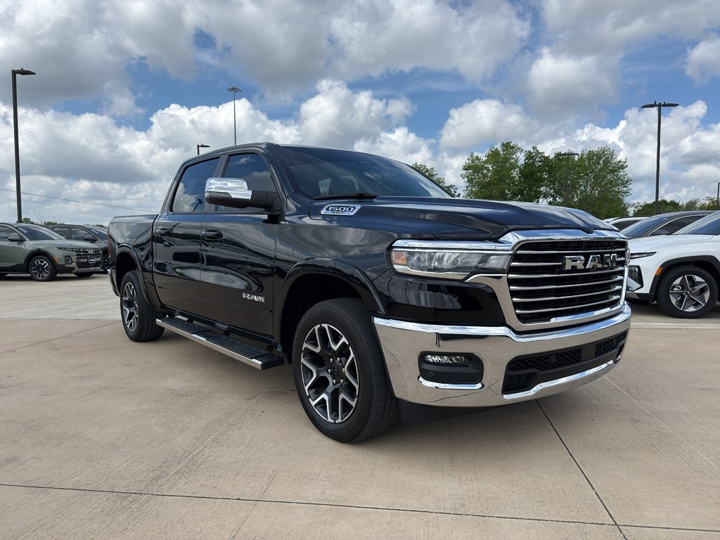Used 2025 Diamond Black Crystal Pearlcoat Ram Laramie image 3
