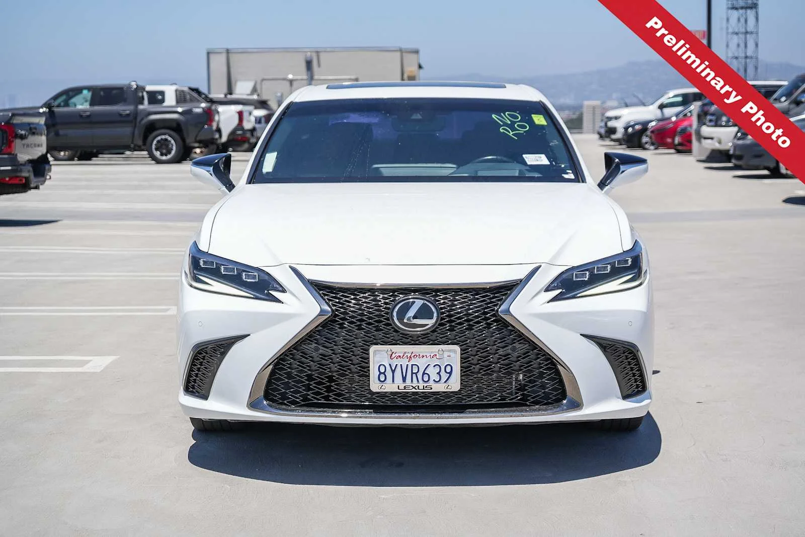 Used 2022 Ultra White Lexus F SPORT image 2