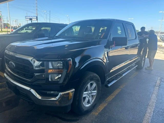 Used 2023 Black Ford XLT image 1