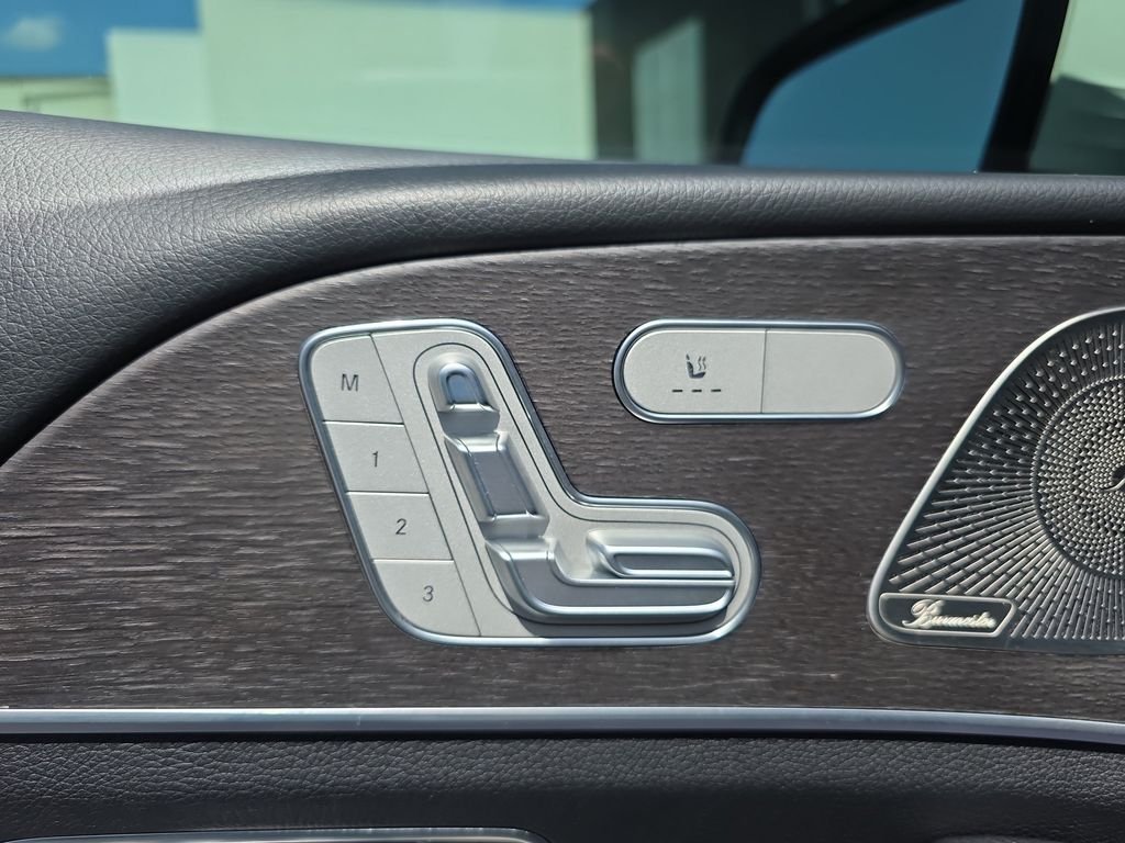 Certified Used 2022 White Mercedes-Benz GLE 350 image 11