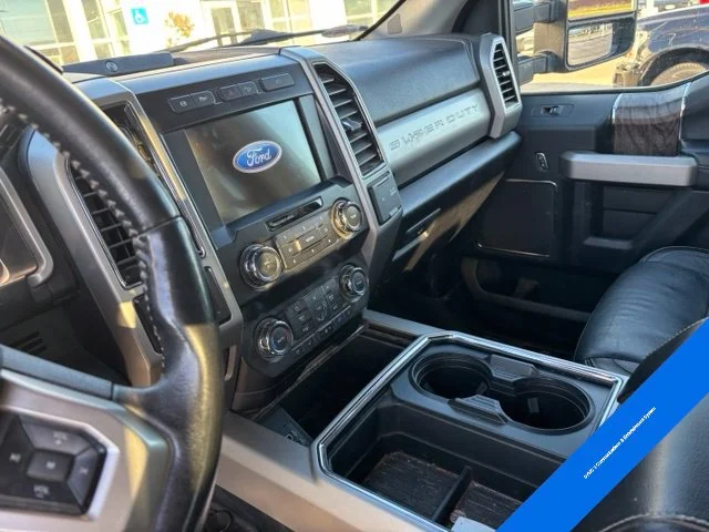Used 2019 Agate Black Metallic Ford Lariat image 12