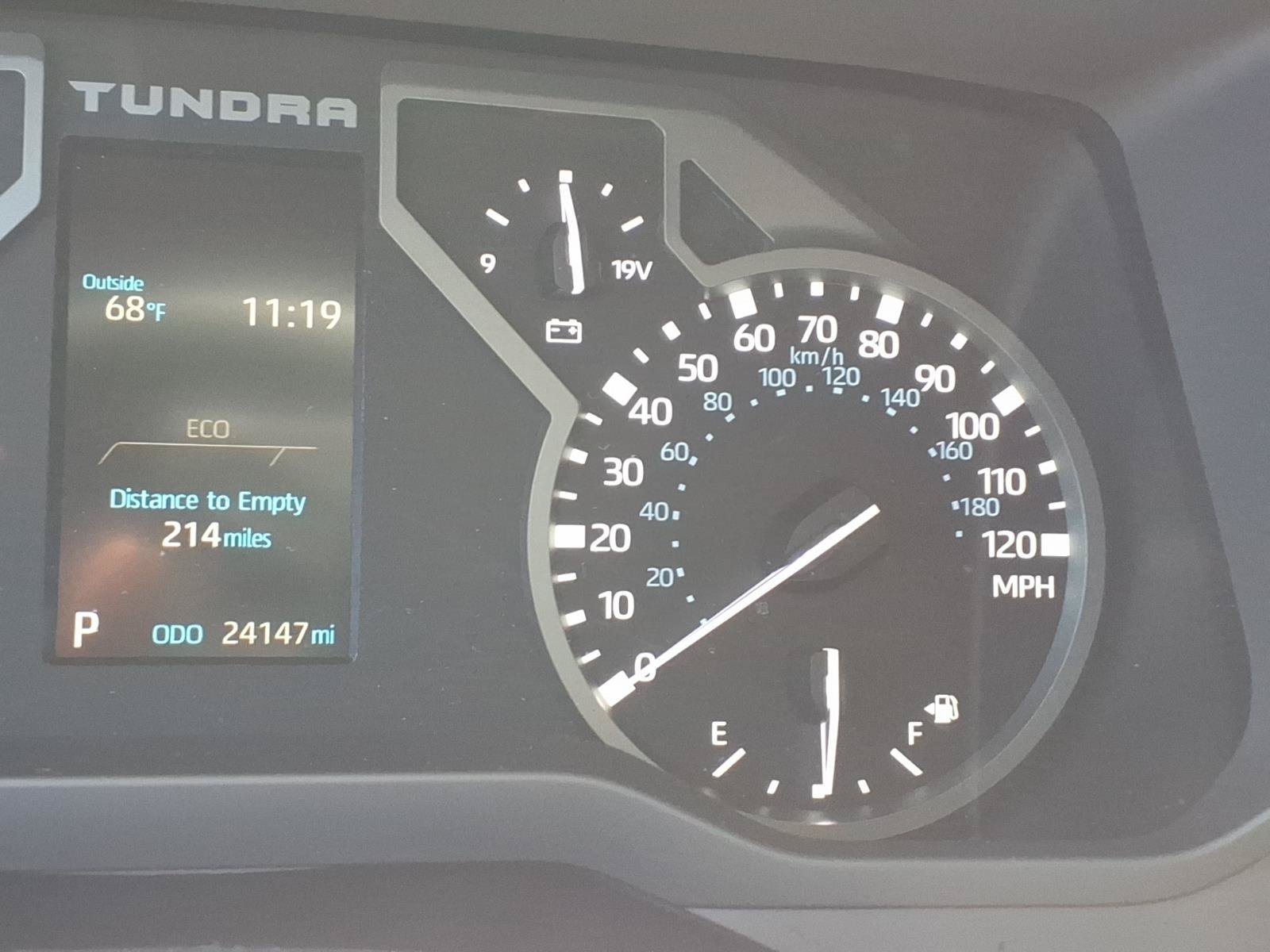 2024 Toyota Tundra SR5 - Photo 32