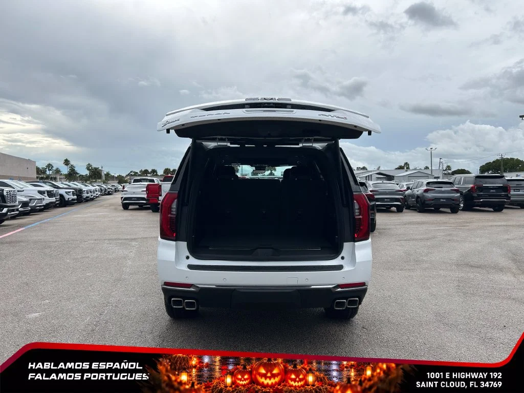 2026 GMC Yukon AT4 - Photo 17