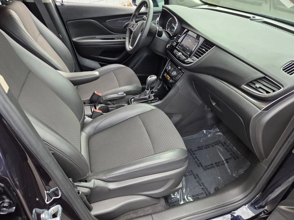 Used 2022 Blue Buick Preferred image 20