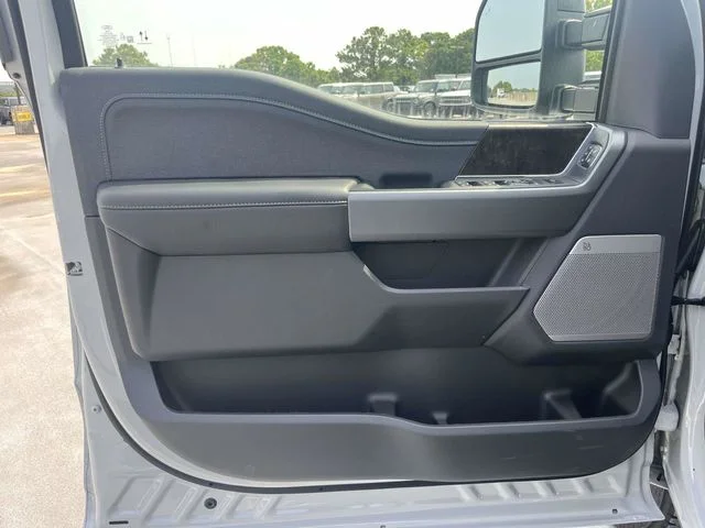 New 2026 White Ford Lariat image 11