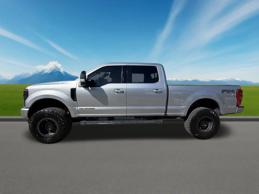 Used 2022 Silver Ford XL image 2