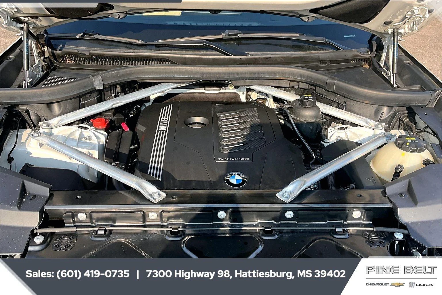 Used 2019 Mineral White Metallic BMW xDrive40i image 8