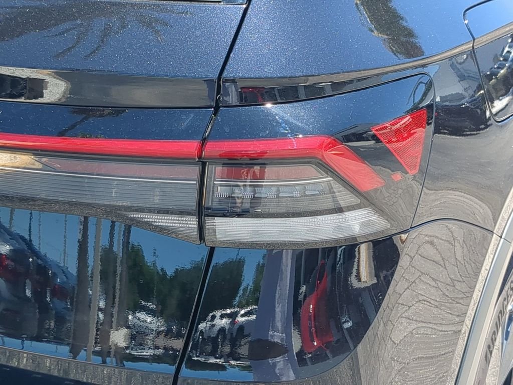New 2026 Black Volkswagen 1.5T S image 8