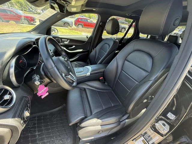Used 2022 Obsidian Black Mercedes-Benz GLC 300 image 14