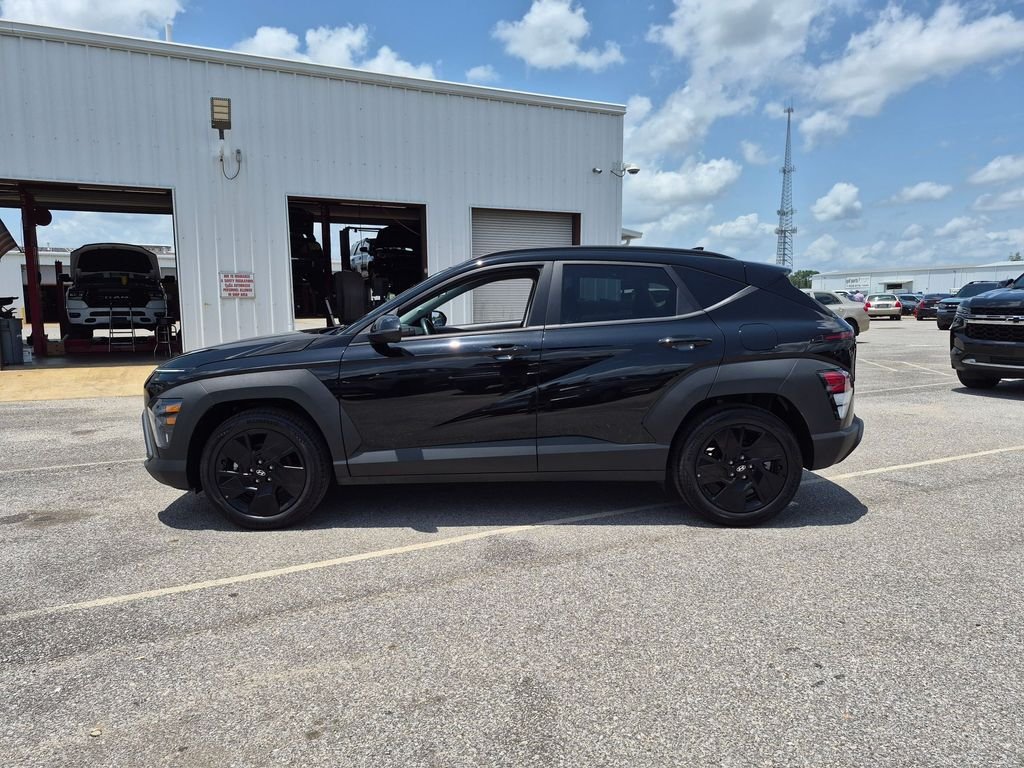 Used 2026 Black Hyundai SEL Sport image 2