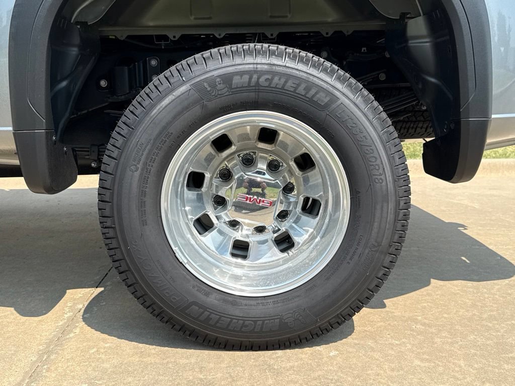 2026 GMC Sierra 3500HD SLE - Photo 9