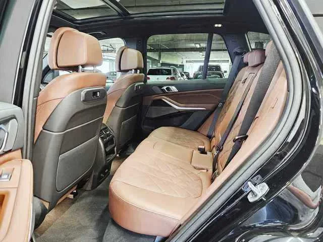 Certified Used 2026 Black Sapphire Metallic BMW xDrive40i image 25