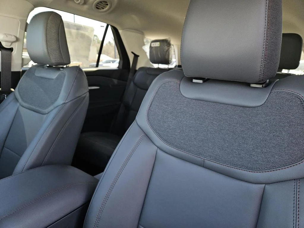 New 2026 Vapor Blue Metallic Ford Active image 23