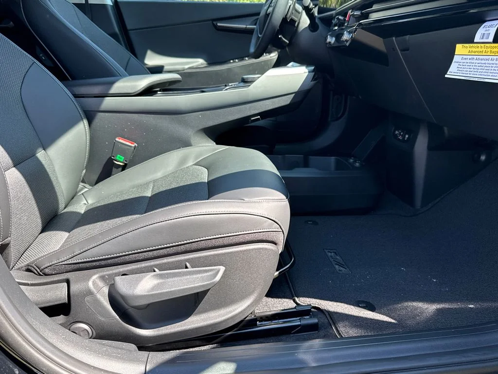 2025 Kia EV6 Light L/R - Photo 13