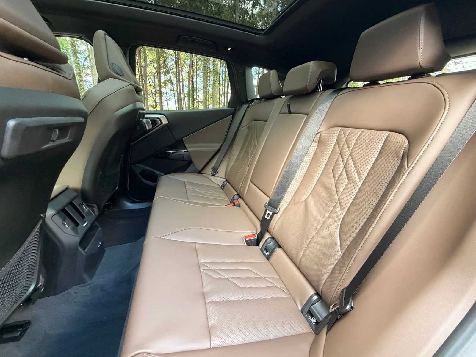 New 2026 Dune Grey Metallic BMW 30 xDrive image 15