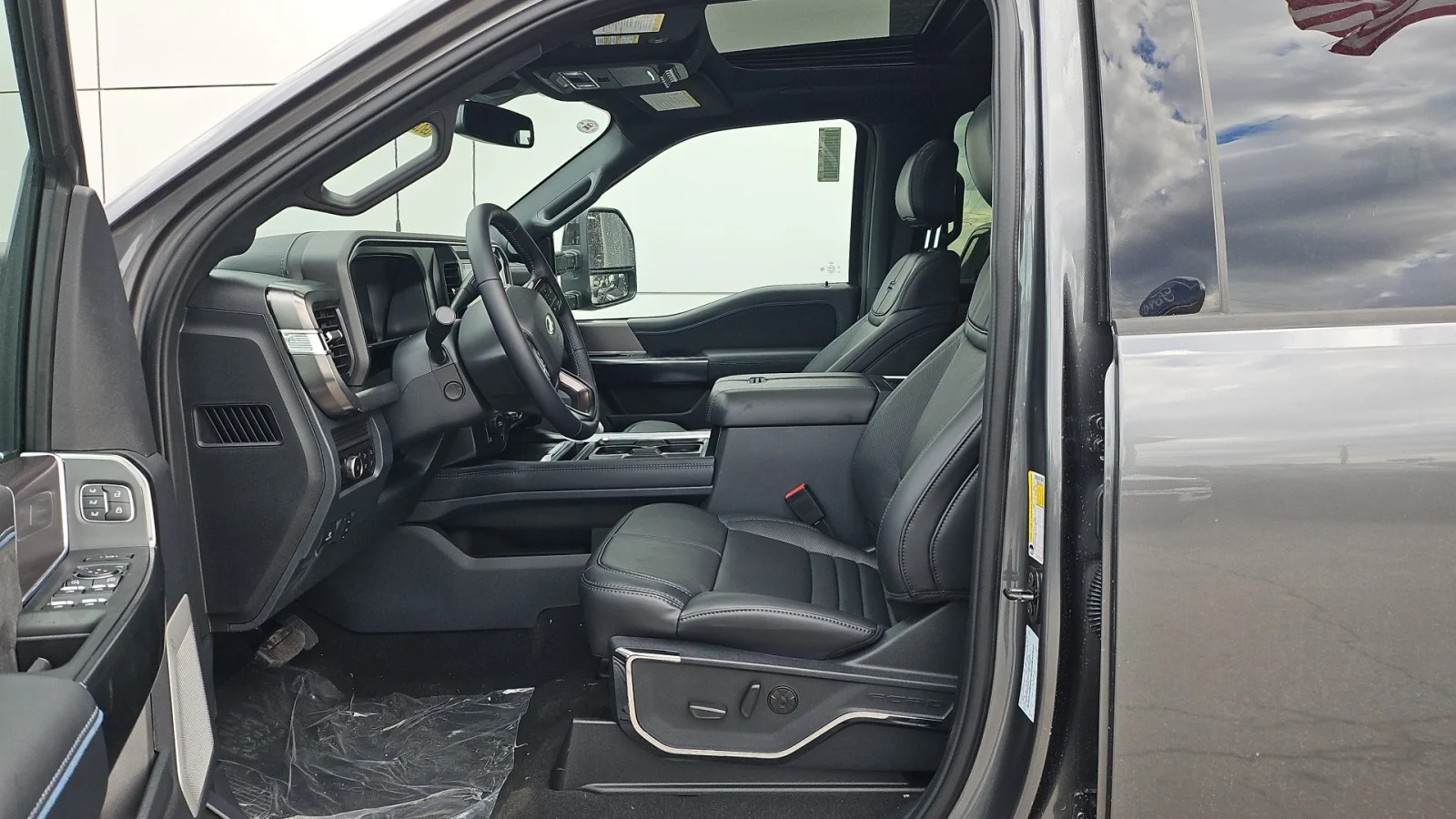 New 2026 Carbonized Gray Metallic Ford Platinum image 7