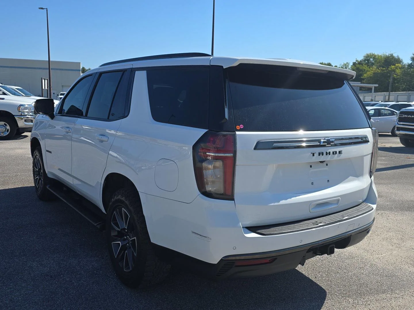 Used 2021 Summit White Chevrolet Z71 image 7