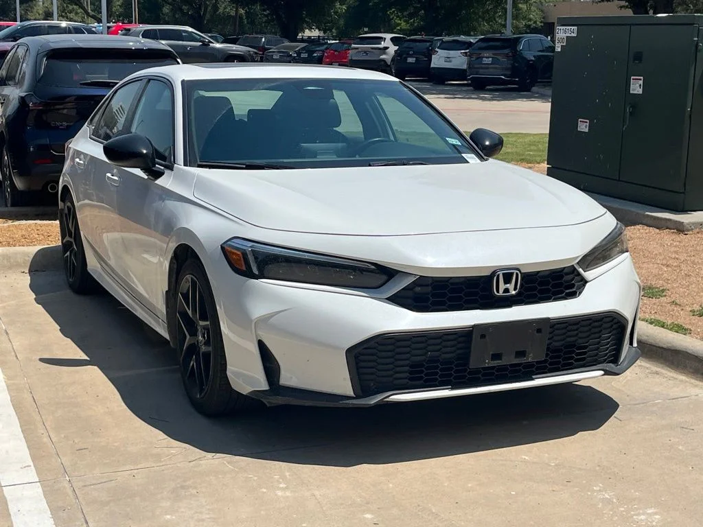 Used 2025 White Honda Sport image 1