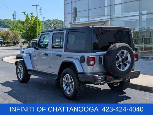 Used 2021 Silver Jeep Unlimited Sahara image 3