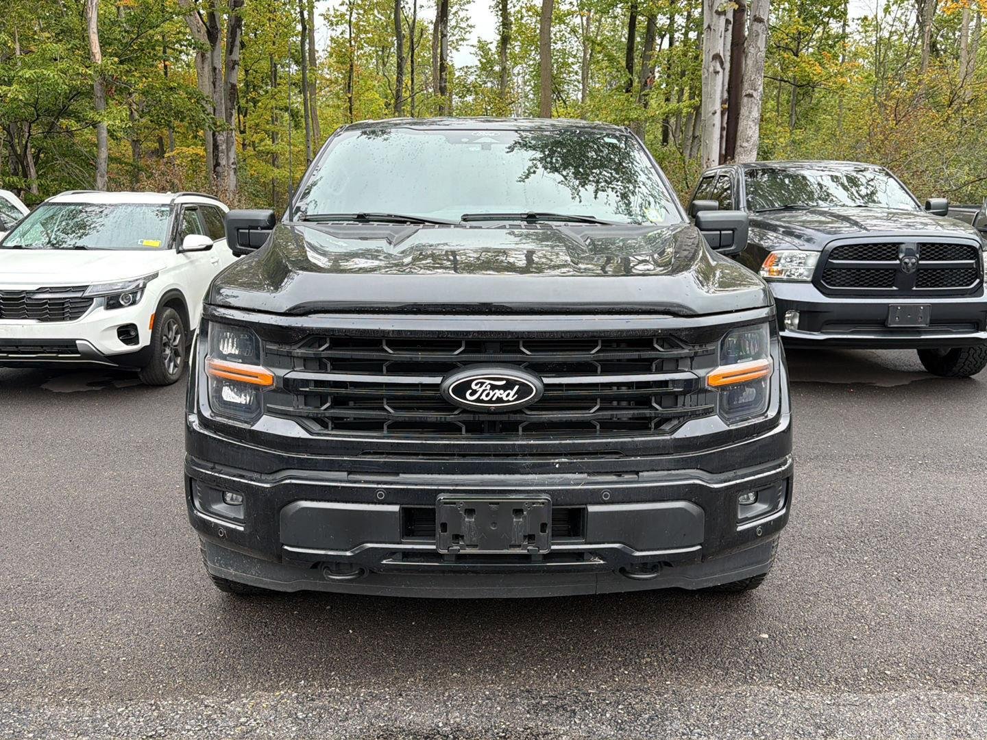Used 2024 Agate Black Ford XLT image 8
