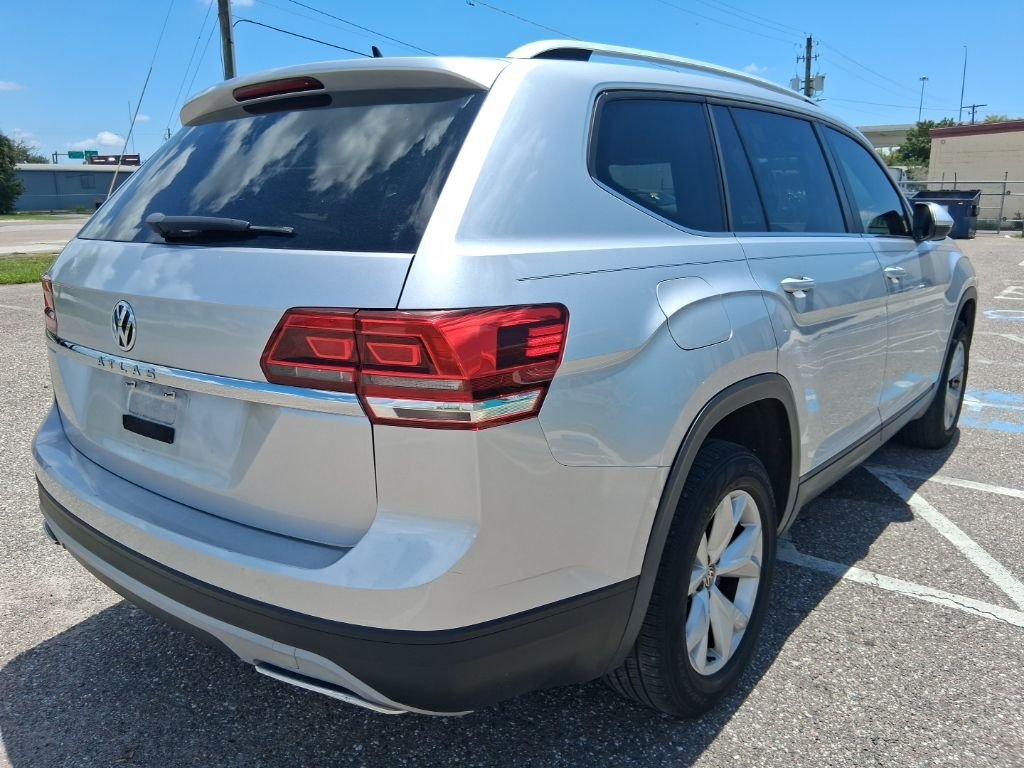 Used 2019 Silver Volkswagen 2.0T S image 3