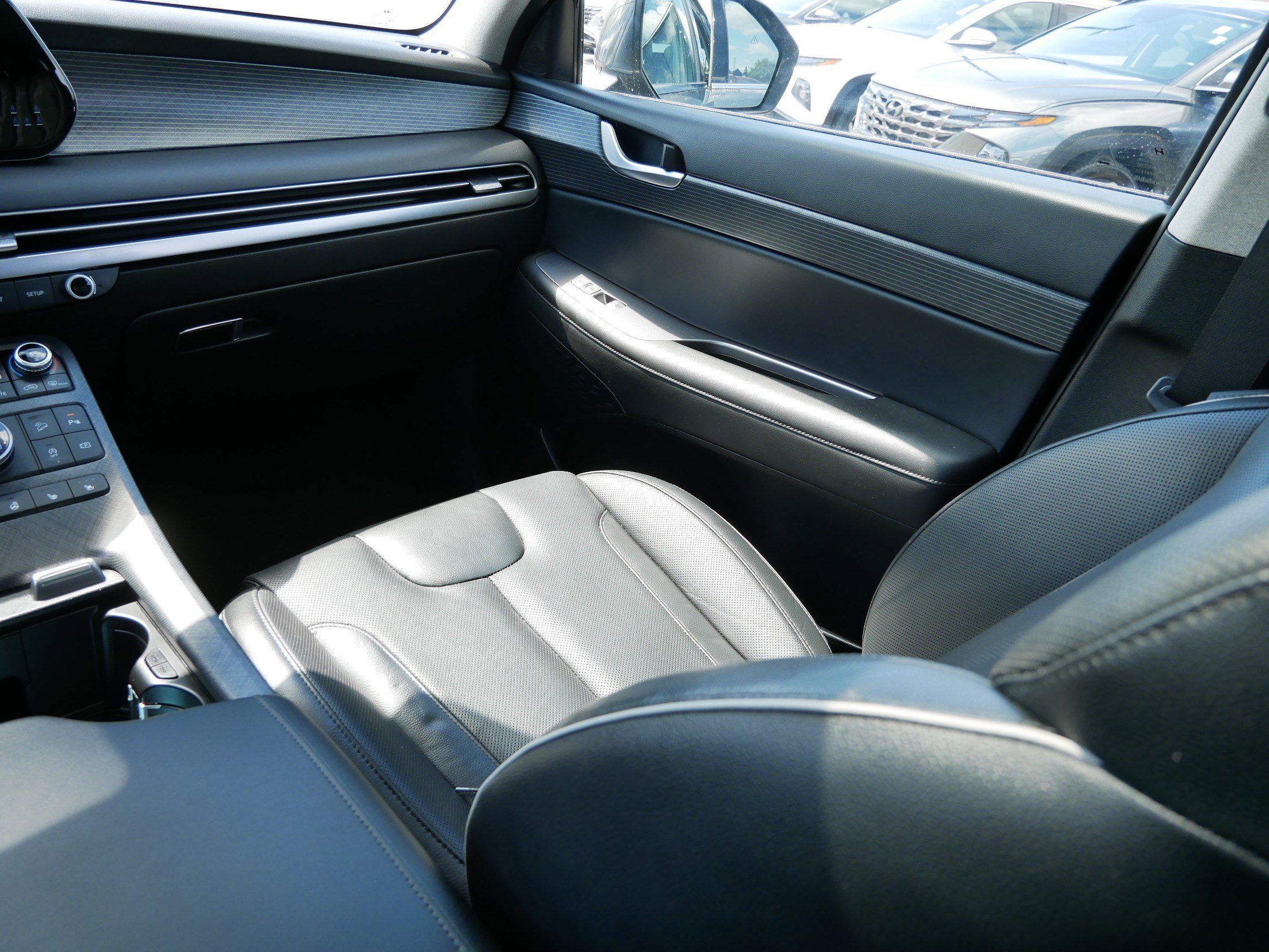 Certified Used 2023 Steel Graphite Hyundai Limited image 11