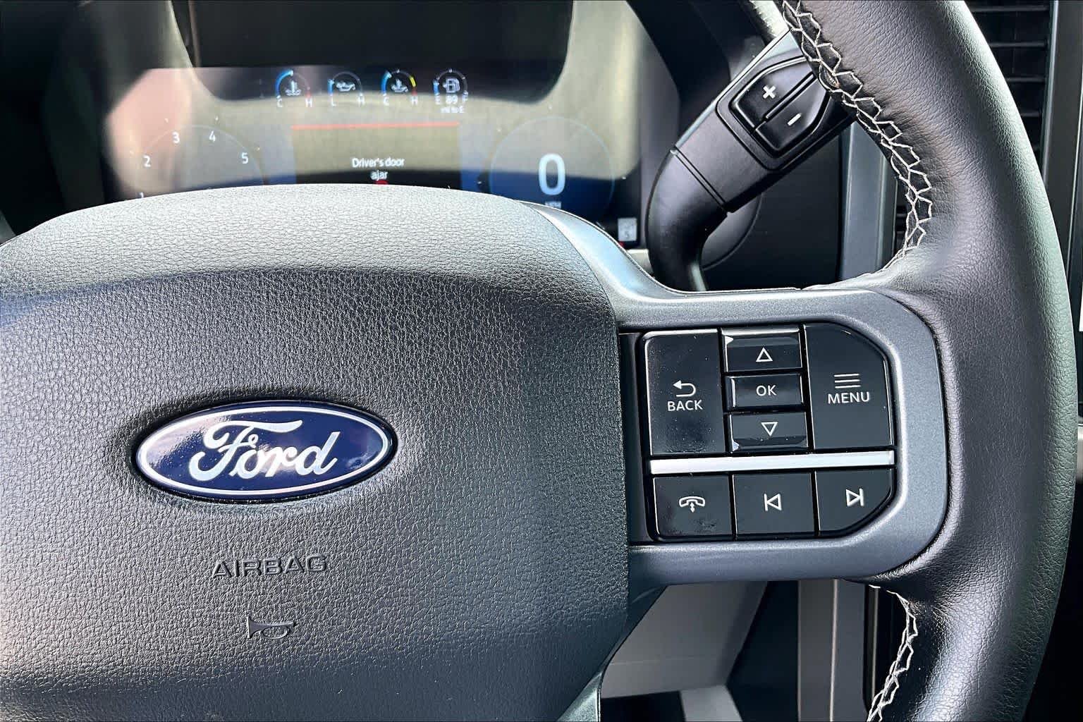 Used 2024 Oxford White Ford XLT image 23