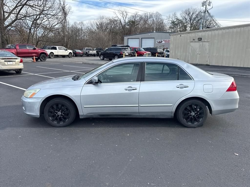 Used 2007 Honda Accord LX with VIN 3HGCM56487G700994 for sale in Johnson City, TN