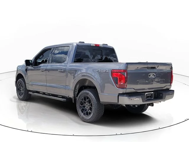 New 2026 Gray Metallic Ford XLT image 7