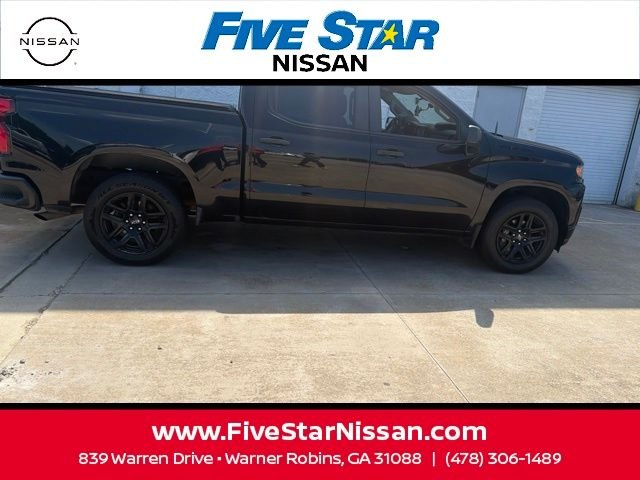 Used 2020 Black Chevrolet Custom image 5