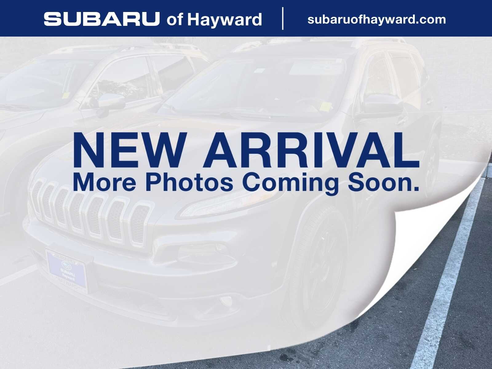 Used 2016 Crystal Metallic Jeep Latitude 4D Sport Utility image 1