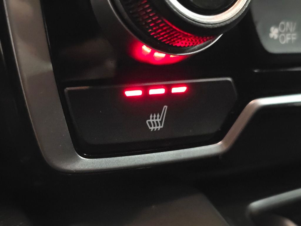 Used 2020  Honda EX image 34