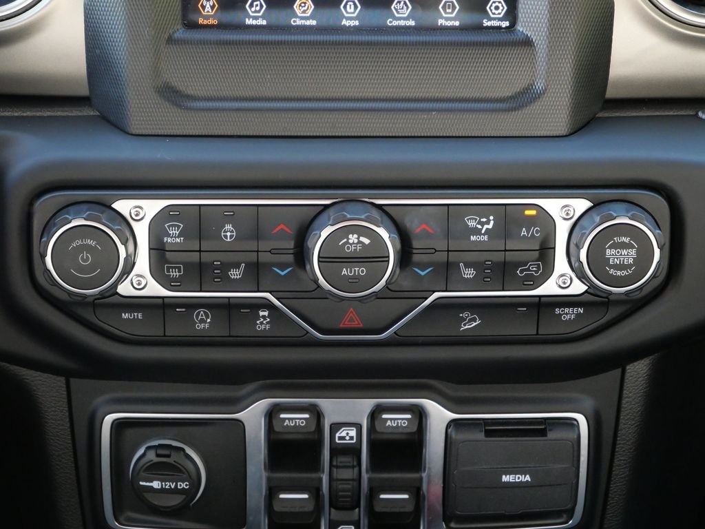 Used 2018 Orange Jeep Unlimited Rubicon image 17