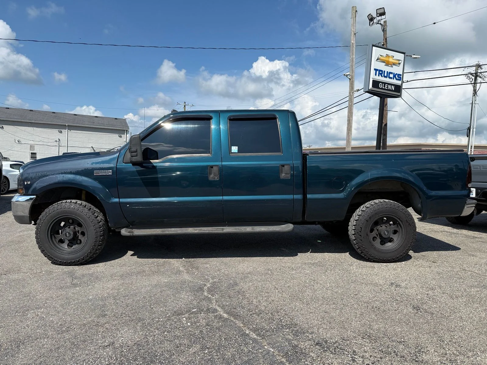 Used 1999 Green Ford  image 3