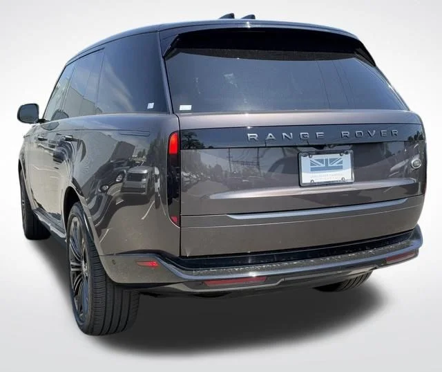 Certified Used 2023 Gray Land Rover SE image 6