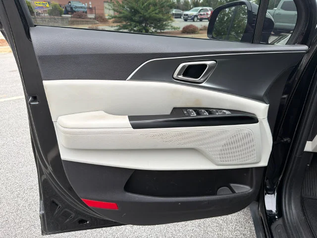Used 2024 Black Kia LX Seat Package image 10