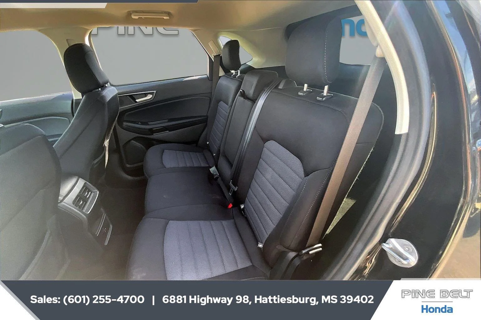 Used 2022 Agate Black Ford SE image 19