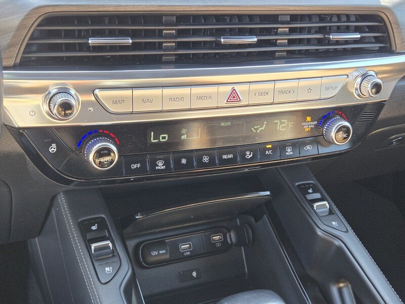 Used 2020 Moss KIA SX AWD image 21