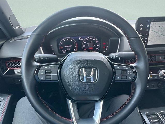 Used 2025 Urban Gray Pearl Honda  image 15