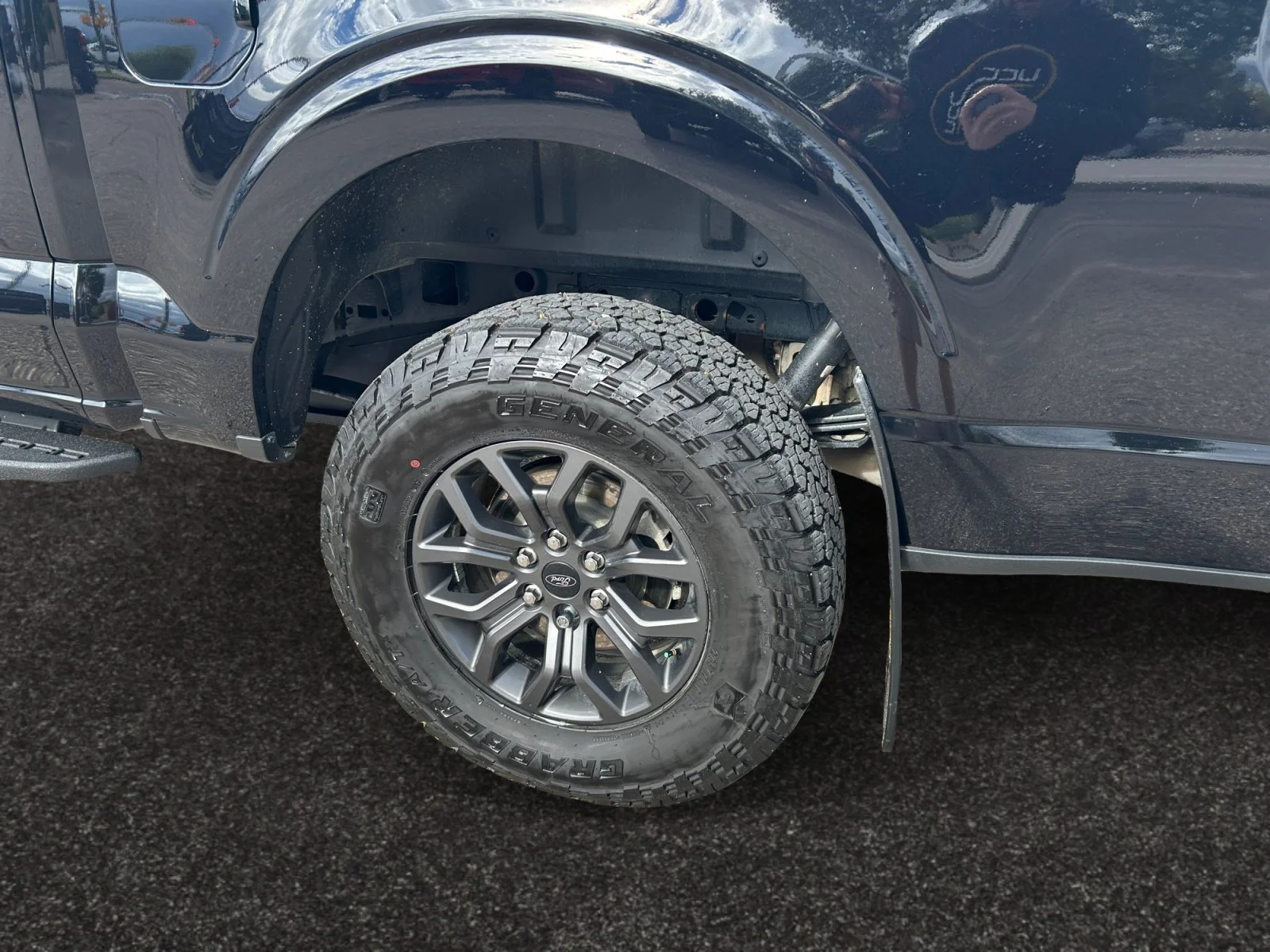 Used 2025 Black Ford Tremor SuperCrew image 9